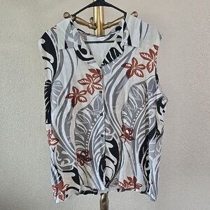 Floral Sleeveless Button-Up Top